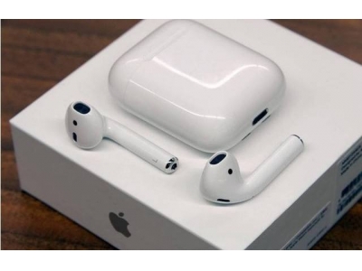 苹果今年的返校活动，将不再赠送AirPods，而是直接送礼品卡